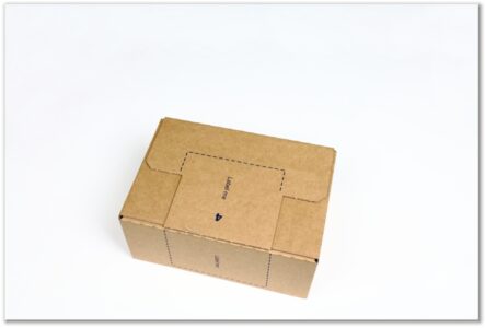 Label-Karton: Deckelklappe